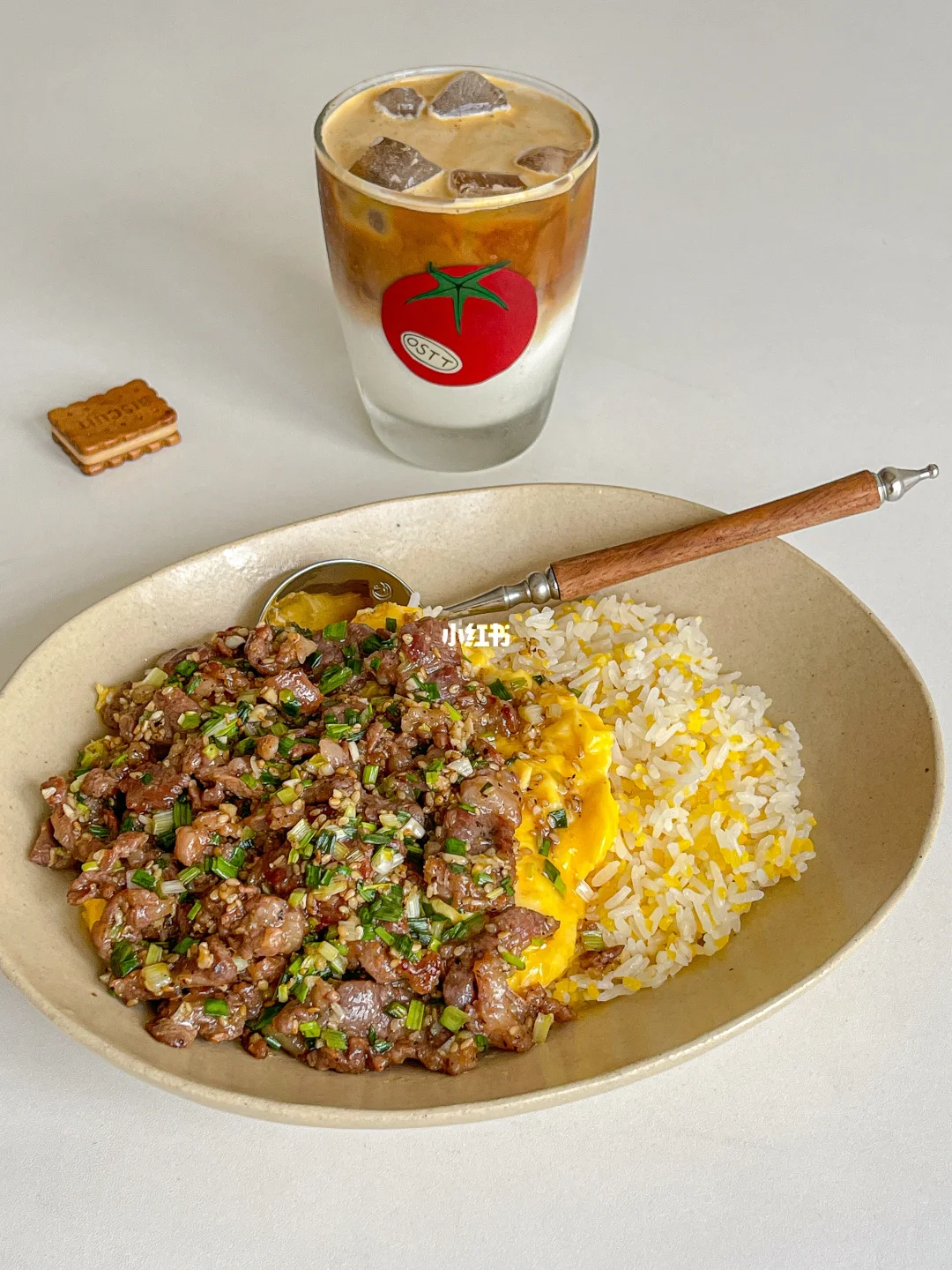 干净饮食🥣盐葱牛肉滑蛋盖饭🍳拿铁☕️