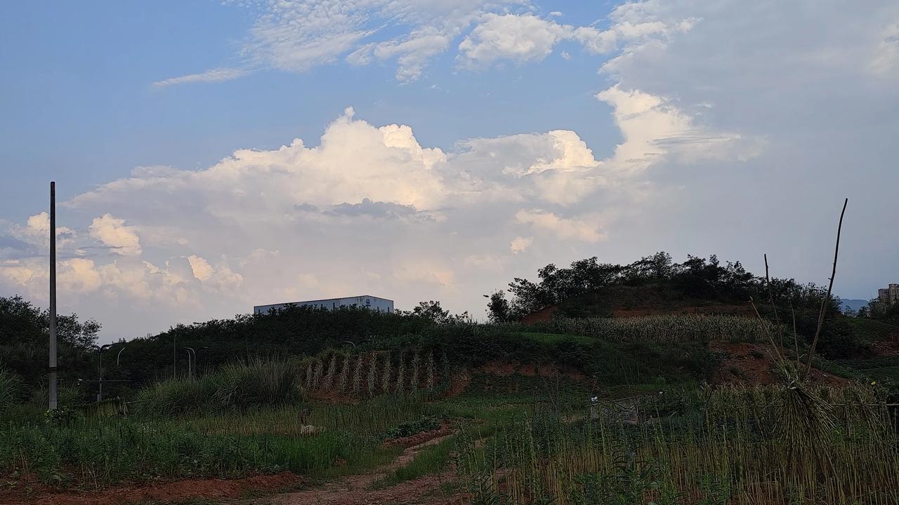 乡村风景欣赏！分享一张自然风景的照片，