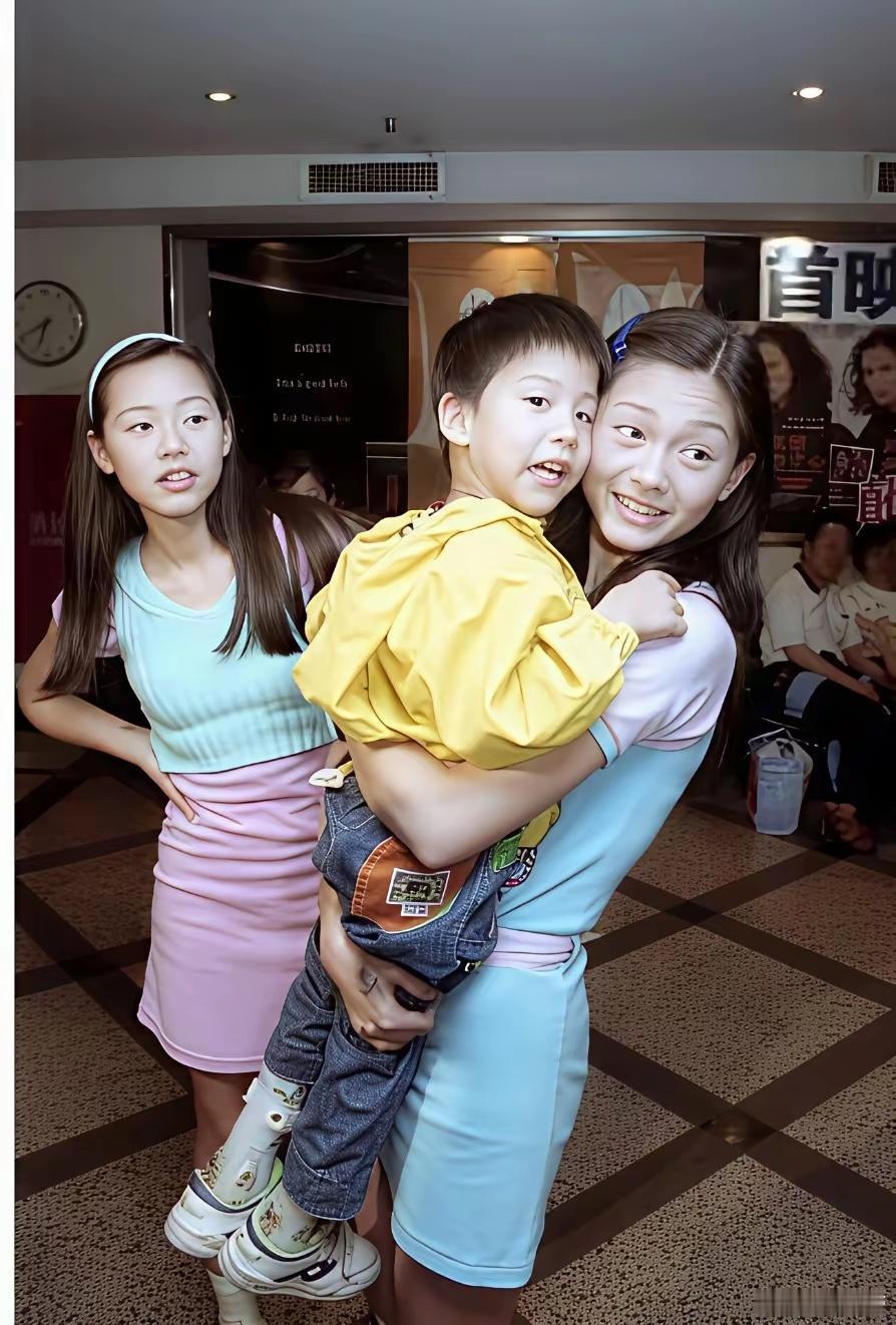 那时候，大小s的家境算很好了吧