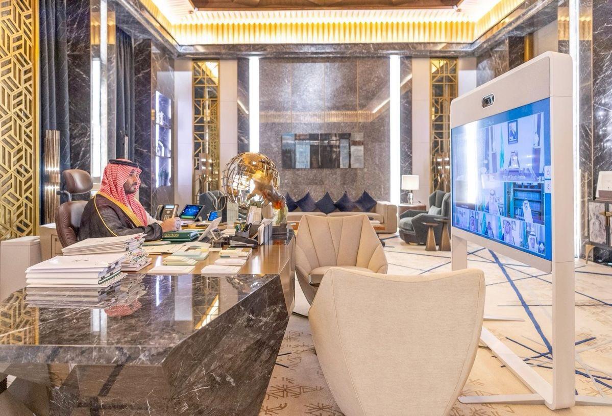 以色列时报称，沙特和美国的关系近来大幅恶化，美国已经在考虑削减驻沙特的美军力量。