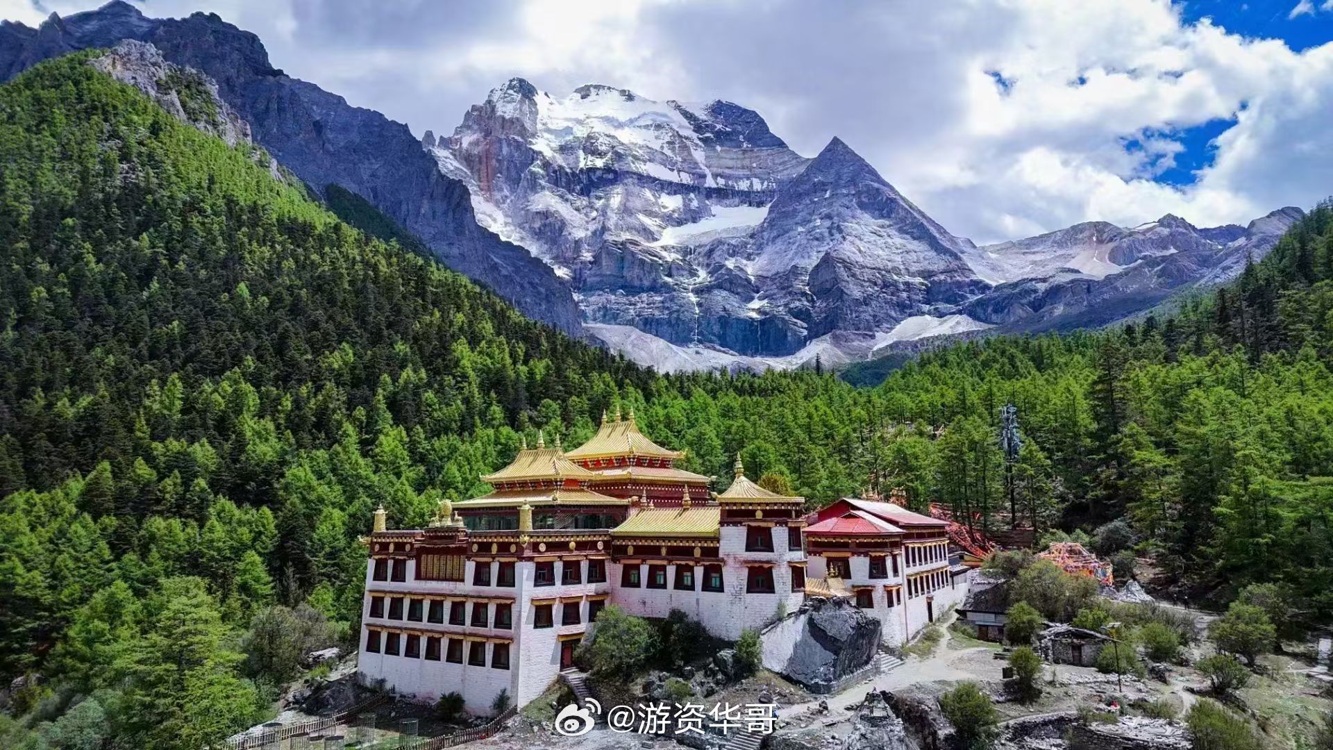 要想在大A市场赚到钱，一定要学会下面的几个投资小技巧：1、连续好几个小阳小阳线，
