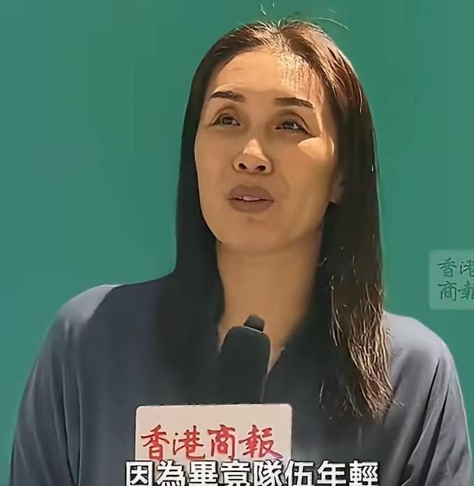 孙玥一针见血点出国排最大软肋！7月8日世联赛香港站，中国女排苦战五局2-3爆冷不