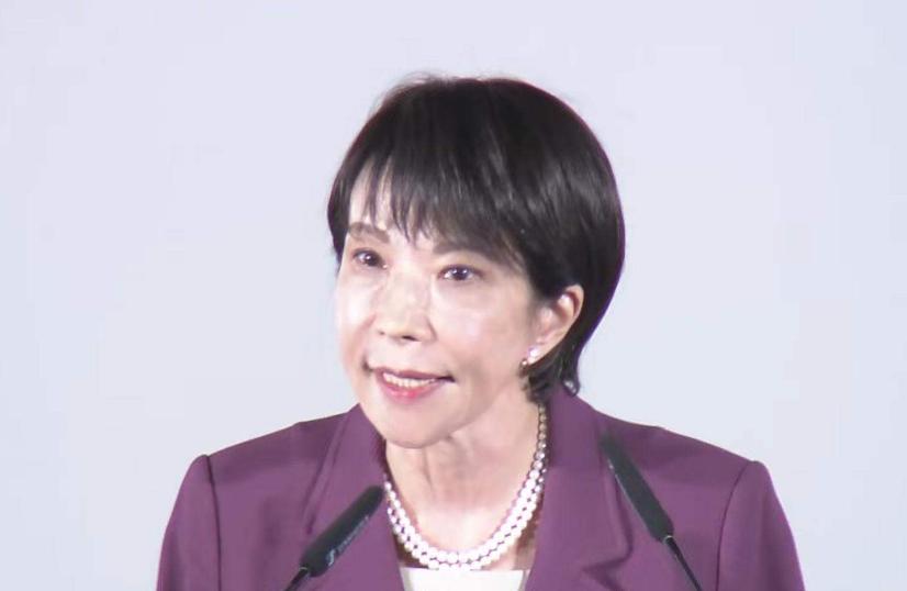 日本彻底乱了！不用中国收拾他们。他们自己就把自己玩死了！上千人围住首相官