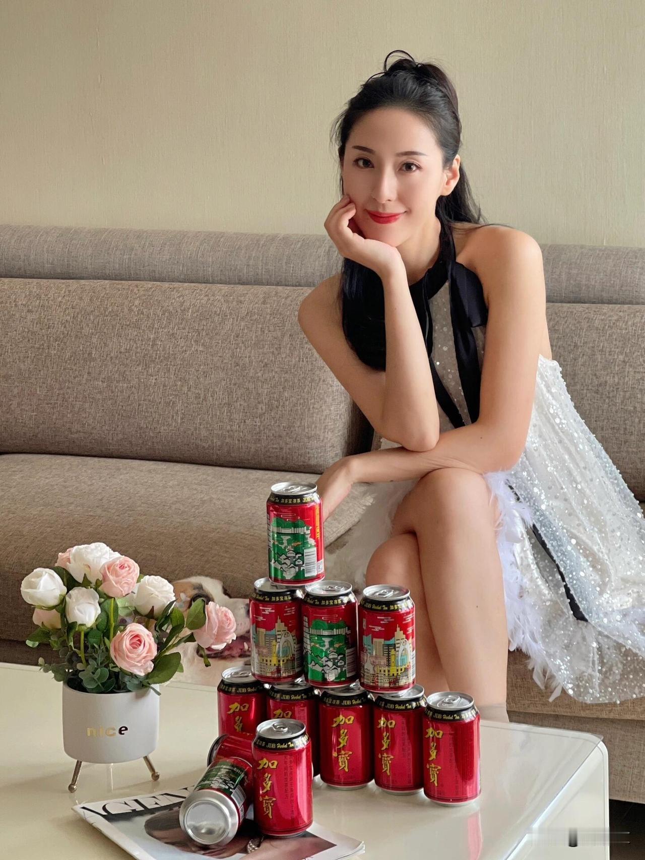 打卡网红餐厅，美味佳肴配佳酿，享受舌尖上的盛宴！🍜🍺