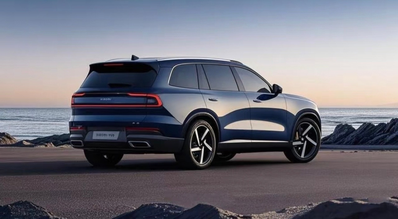 小米YU9小米YU9定位:家庭旗舰增程SUV车长超5.2米，提供6/7座布局，