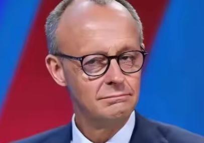 欧洲代表团即将访华，却出现了一件十分荒唐的事情：所有访华人员必须携带一次性电子产