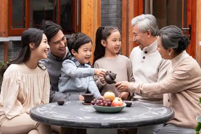 人重要，太重要了，所以，我们在婚后能要两个孩子就不只要一个。。刚开始，我也没
