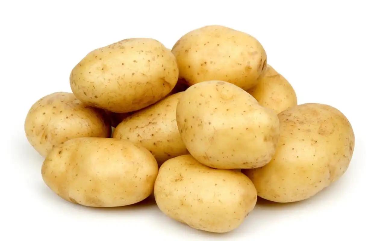 土豆立大功！医生表明：土豆对6种慢性疾病有好处，可以常吃谁说土豆是“穷人饭”？