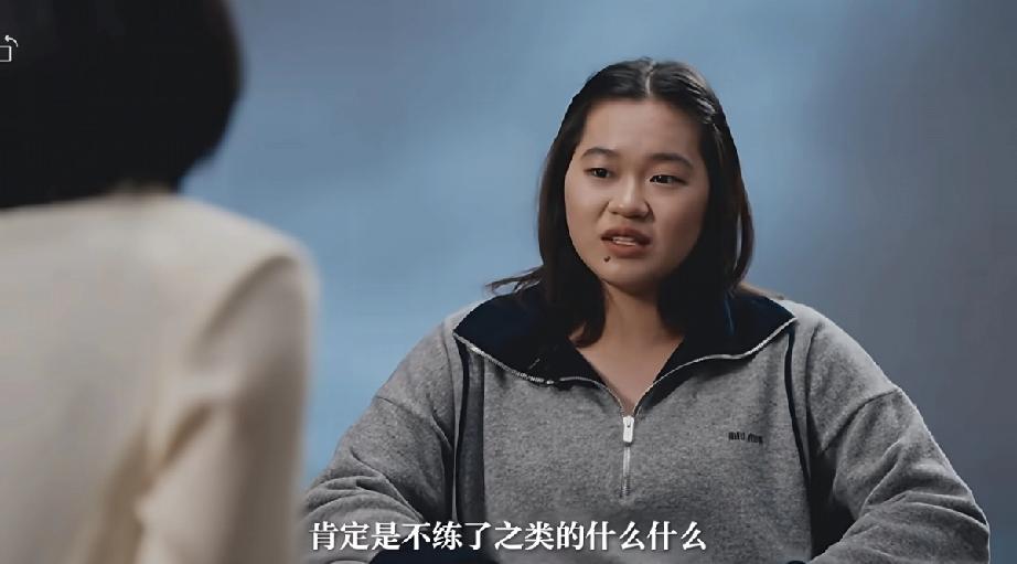 全红婵不容易，称现在老家街道全是油烟味，没有清新的空气了！3月30日，全红婵