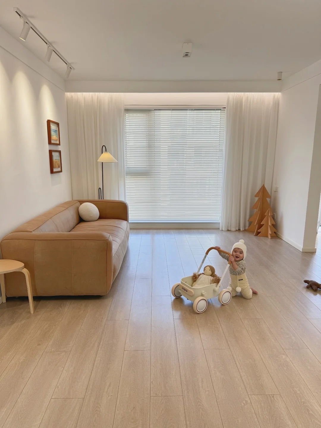 69平的家，一切从简…………………还可以吧