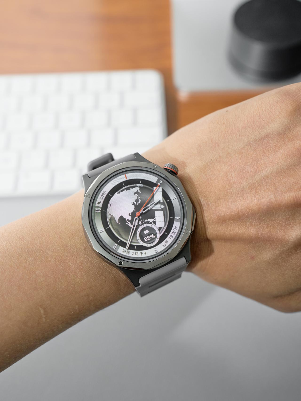 坐稳26年安卓表皇？OPPOWatchX3已上手随便问目前我已经提前上手