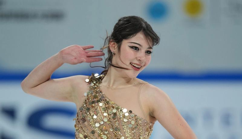 刘美贤中美混血，米兰冬奥会花样滑冰团体赛冠军和女单冠军。代孕出生，比白人还白人，