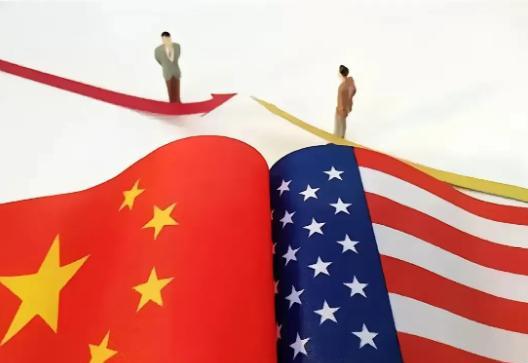 美国现在碰到问题了，又想起了中国，认为中国就应该救美国。中国救美国？这事儿得先把