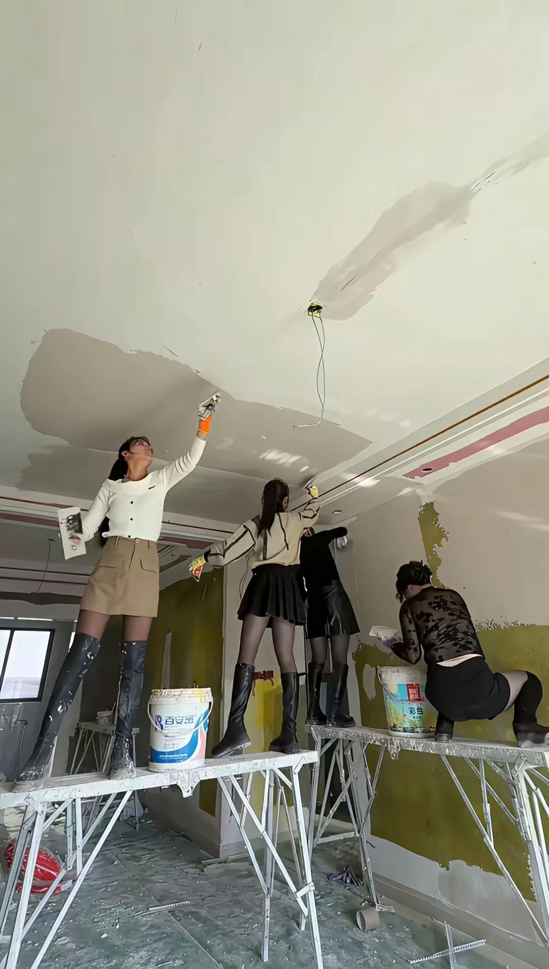 现在装修也这么卷吗？这家装修队应该不愁没活干吧。