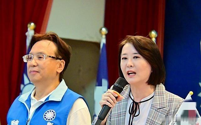 王鸿薇声援魏平政呼团结，王惠美不应该继续袖手旁观！就在10月6日，魏平政在彰化发