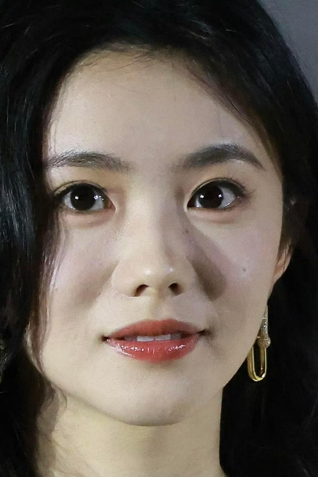 刘浩存x怼脸生图·什么水平​​​