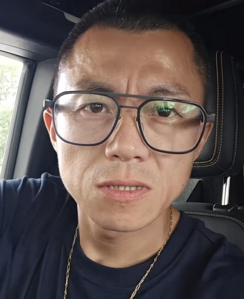 直到爆出陈震偷S我才发现原来他有一个特殊的小癖好，那就是陈震竟然是生酮饮食！