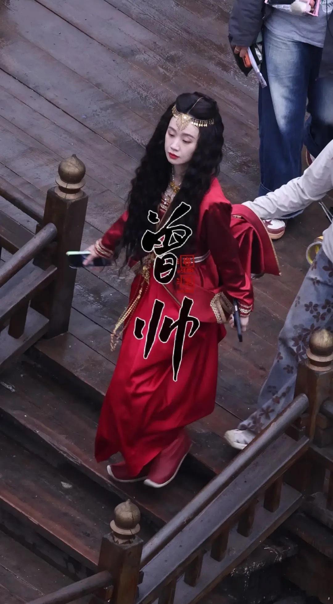 同样是异族造型，感觉李梦被陷害了