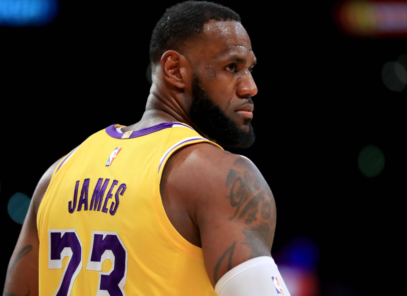 詹姆斯，斯玛特，八寸，肯纳德这些季后赛的最大功臣到下赛季全是自由球员，季后赛对于