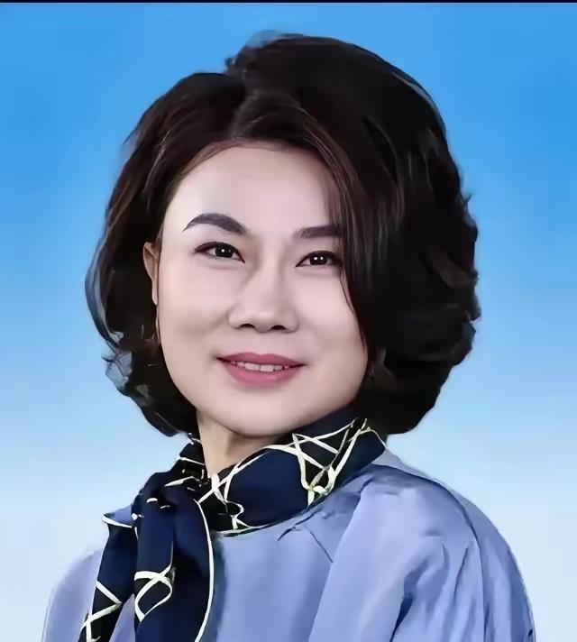 荷兰这波操作真是绝了!刚出台新规卡我们脖子,不准中国买高端光刻机,结果你猜怎么着