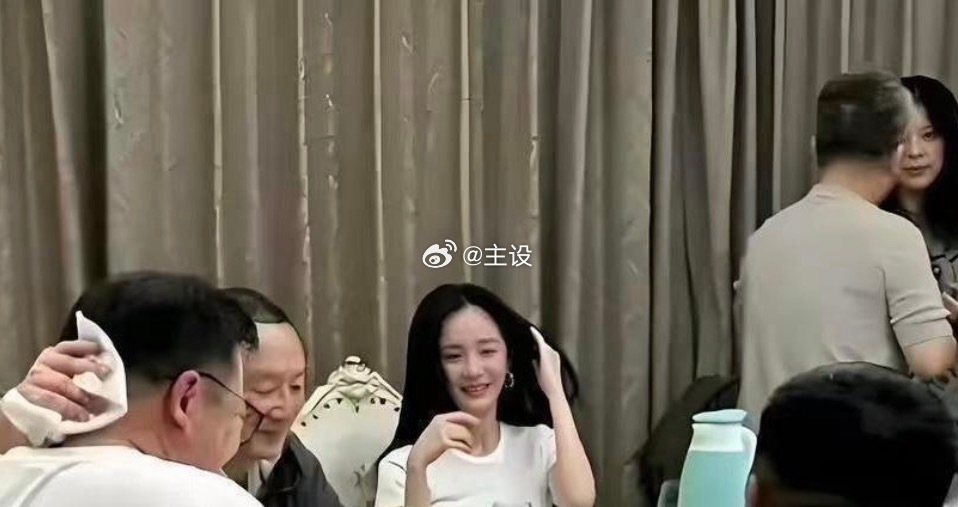 原来明星私下的饭局，都是素颜的状态？