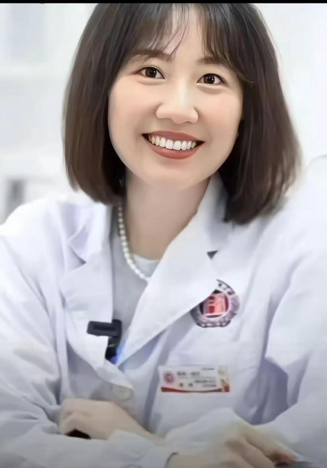 曾医生出来道歉了！人这一辈子谁还不犯点错？曾医生做错事能诚恳道歉、愿意改正，