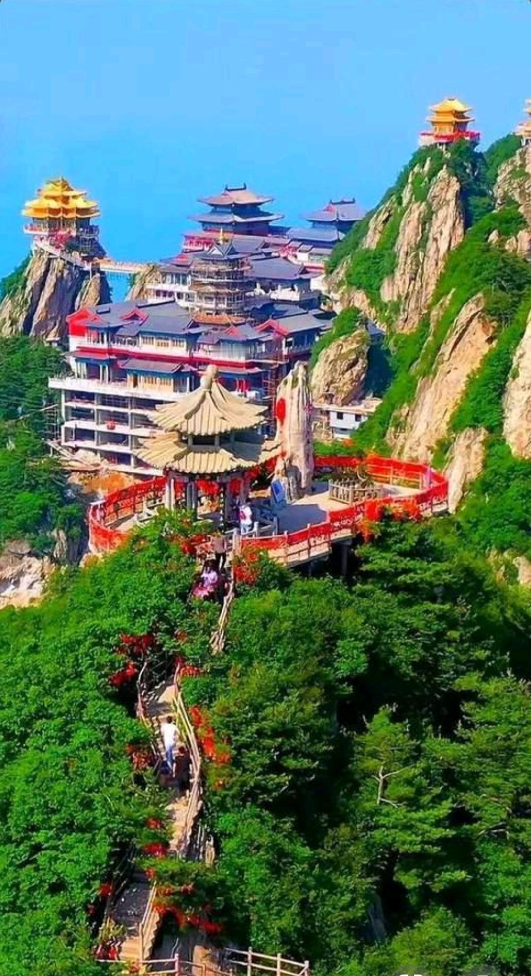 洛阳有哪些旅游资源？洛阳作为十三朝古都，旅游资源那叫一个丰富。历史文化景点首