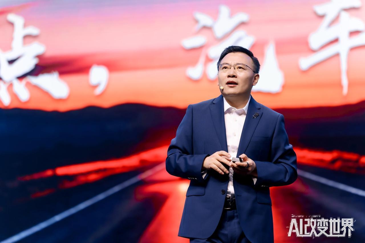 中年男人买“老钱风”衬衫，别只盯着拉夫劳伦 很多中年男人买衬衫，眼里只有拉夫