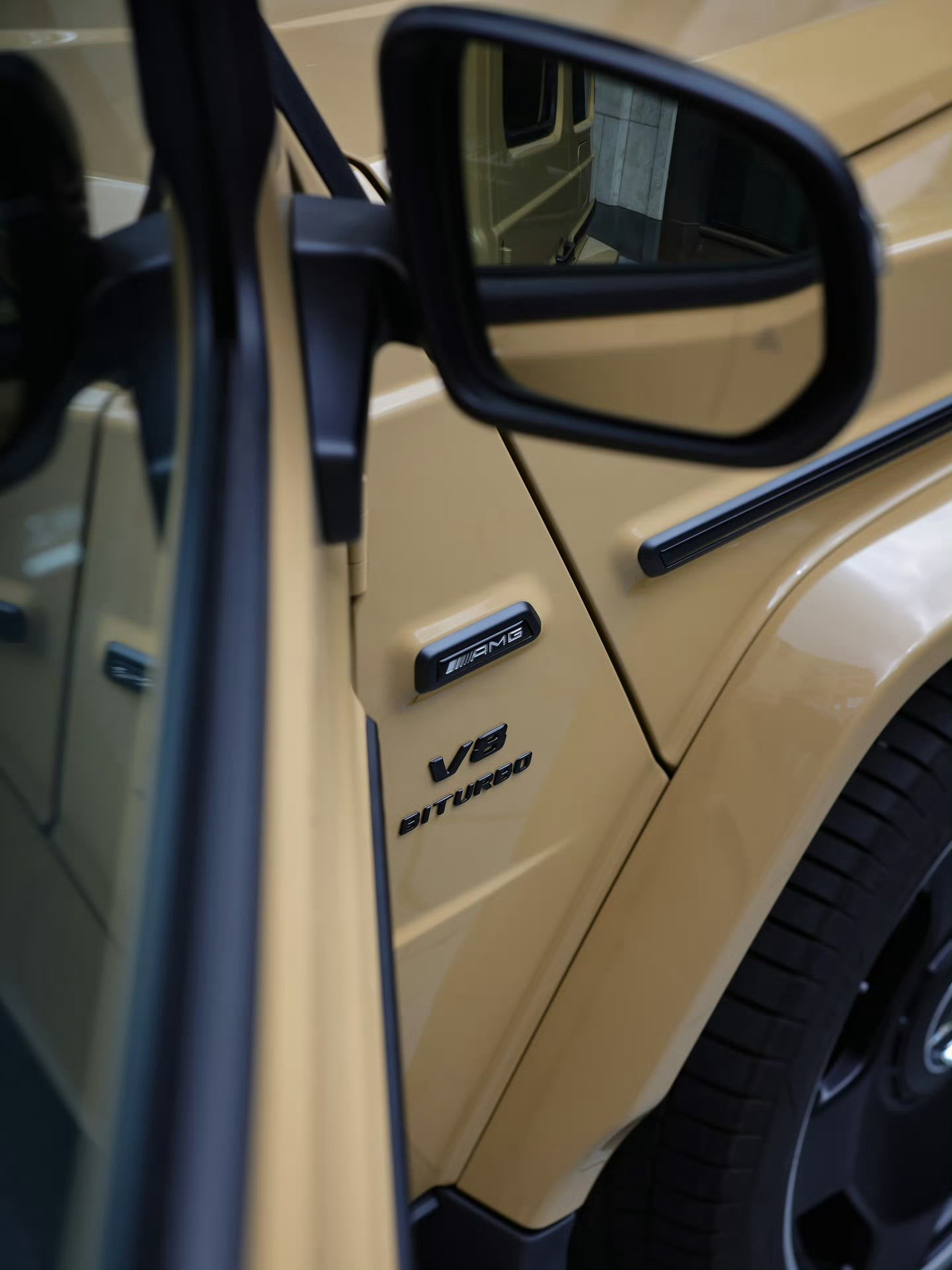 梅赛德斯–AMGG63