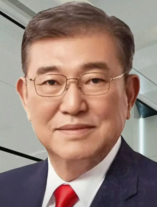 日本今晚有人要睡不着了！【日本首相：二战教训促与亚洲共同繁荣】日本首相石破茂5
