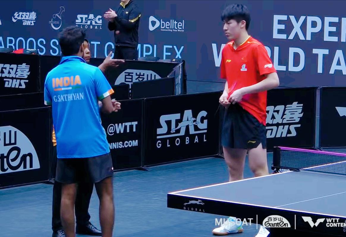 被温瑞博笑死了！印度小哥，刚要开球，温瑞博突然跳了两下，看这架势，就