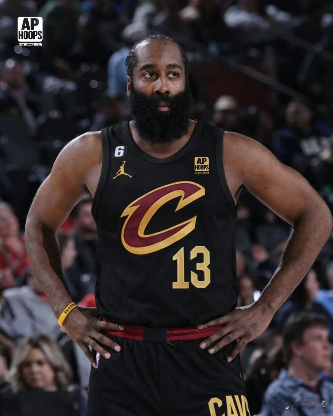 交易成功！哈登如愿以偿！有关哈登的交易终于尘埃落定！据权威记者Shams报道