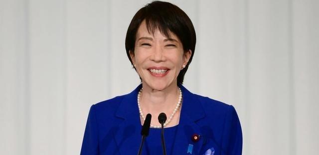 11月7号，根据日本媒体释放的消息，两年来日本首批的水产品——6吨冷冻扇贝已经运