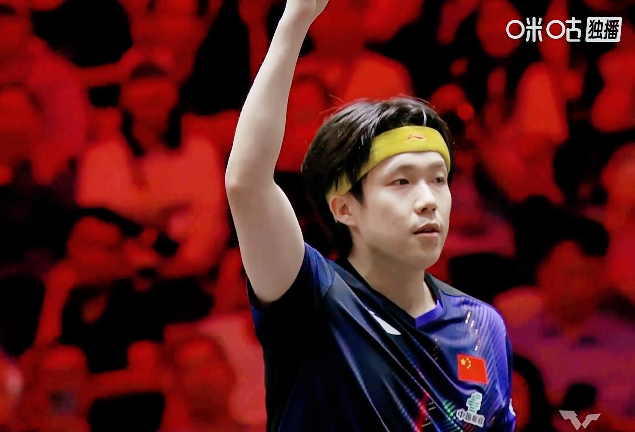 突发！王楚钦挑战鹰眼失败！而且2:5落后！但是刘国正非常自信说：不要怕，