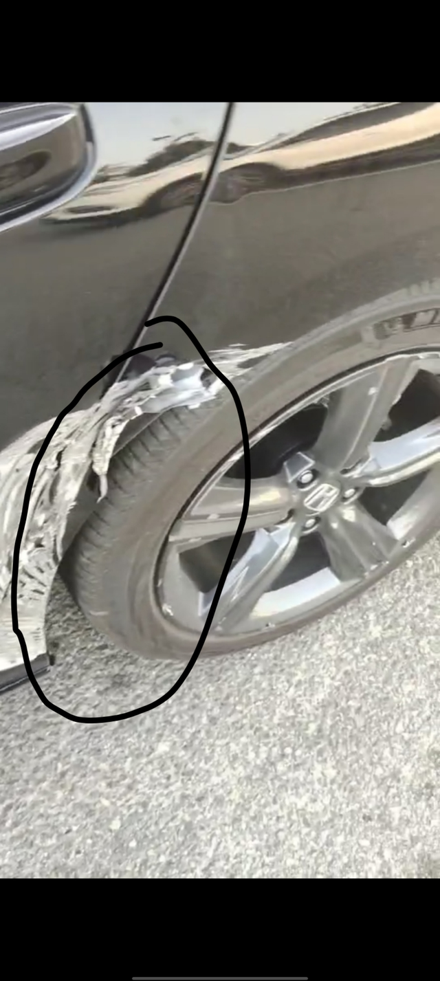 新车被撞我新提了一辆本田，开了600公里不到一周，被半挂撞了对方全责，然后4儿