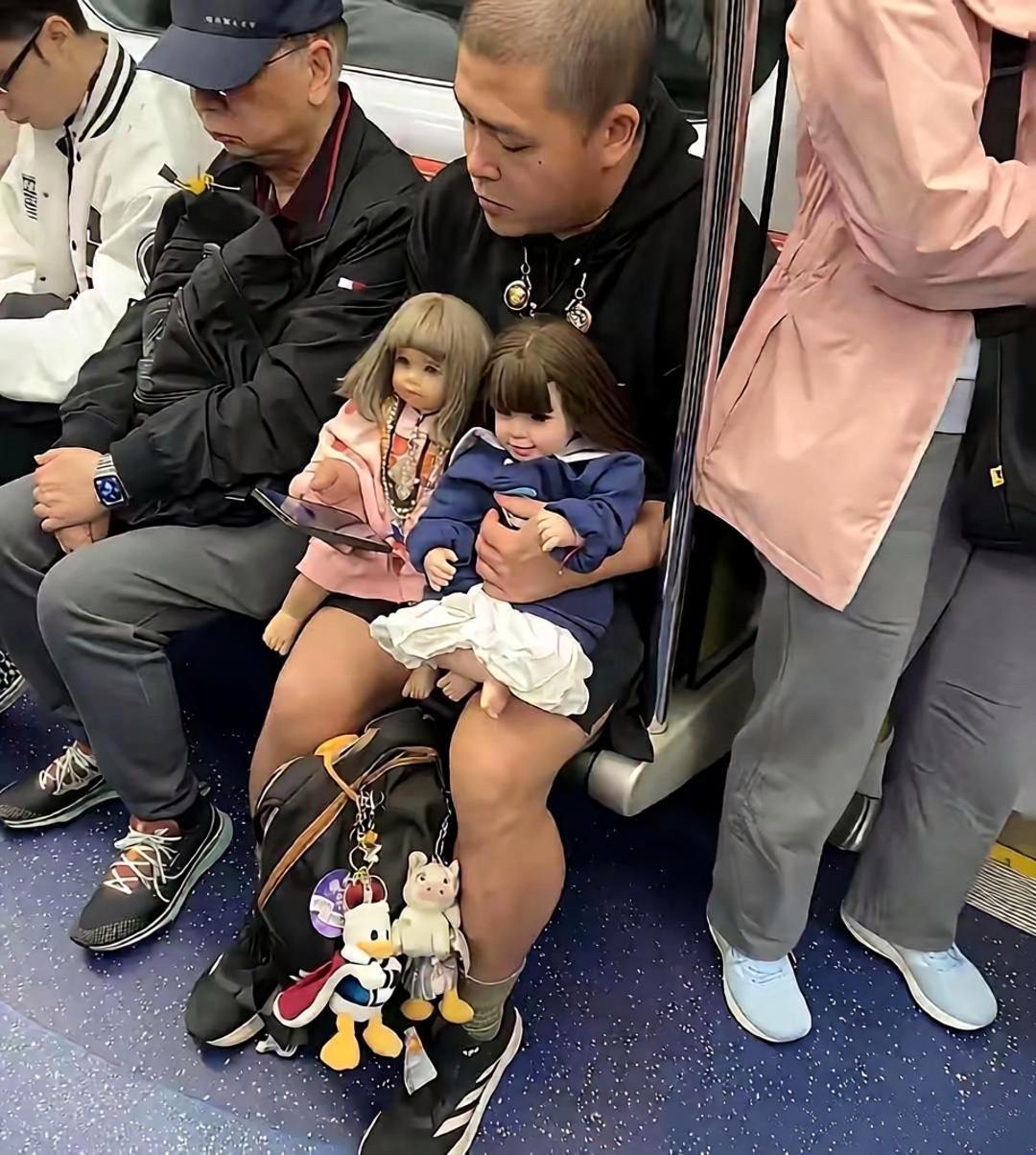 这个哥爱好不一般