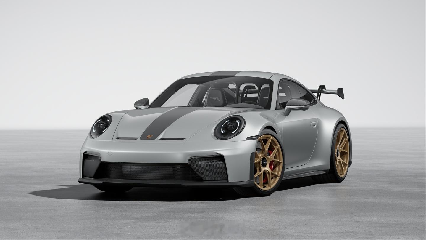 保时捷保时捷911GT3来看一组价值27.44万的保时捷911GT