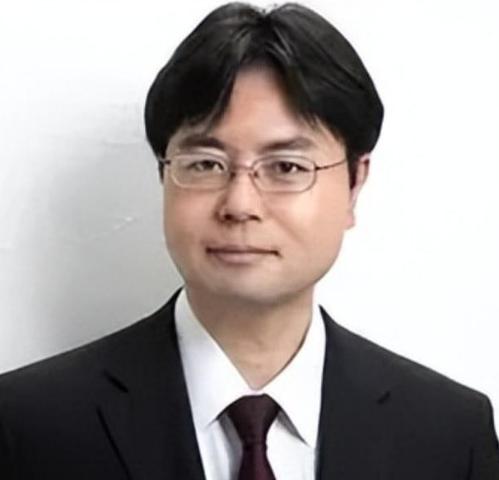 中国加码反制，日本经济专家发言耐人寻味。他警告说，中国制裁日本，那很有可能会造成