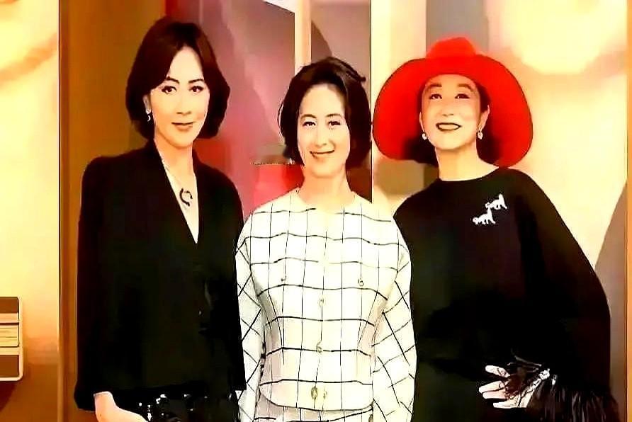 何超琼、林青霞、刘嘉玲……这仨人吃饭，吃了27年！港媒直接曝光了她们的“神仙