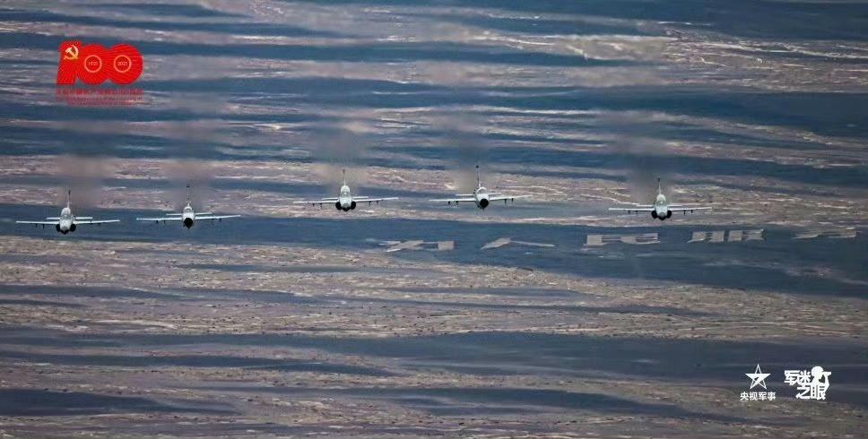 我国空军，应该是世界上唯一一支同时装备第2、3、4、5代战斗机的部队。​