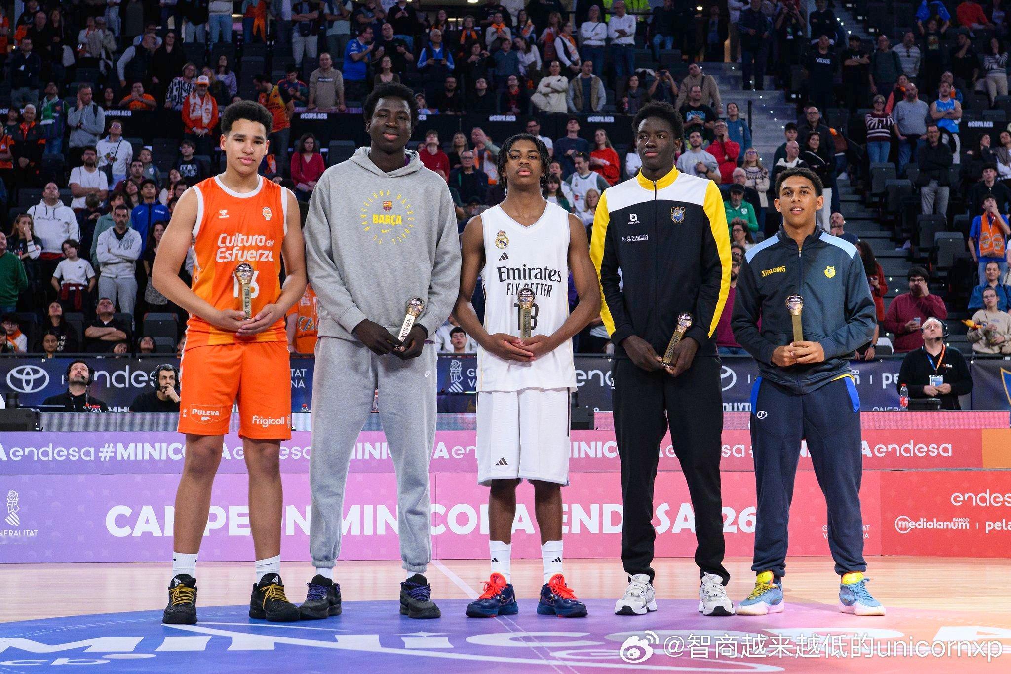 笑死我了，看了这么多年西班牙小国王杯，作为代表西班牙U14组别最高水平的赛事，第