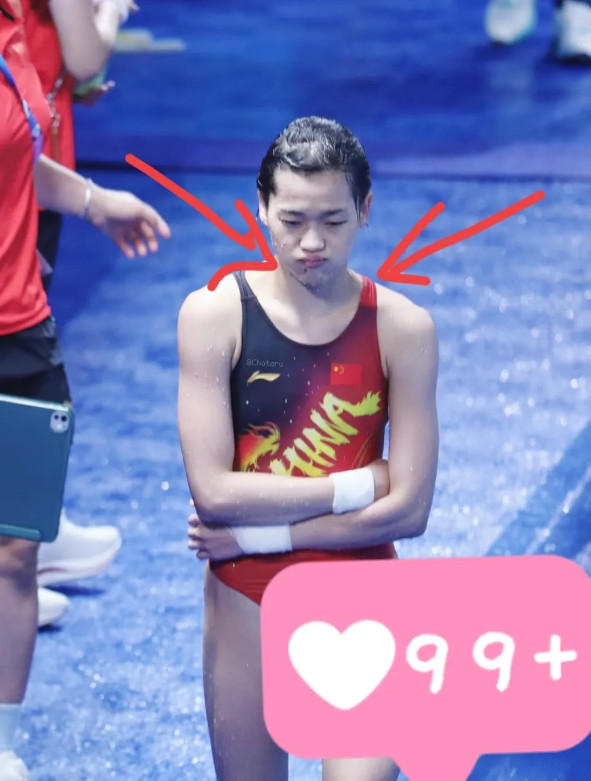 李怡莲，给所有跳水裁判上提了个醒，身为评分官眼睛可以不尖，但不能随意给运动员