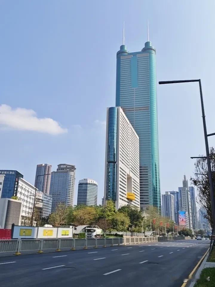 什么是真正的养老，你做到了吗“那些旅居地产、康养小镇、远郊度假区，看似风景绝美、