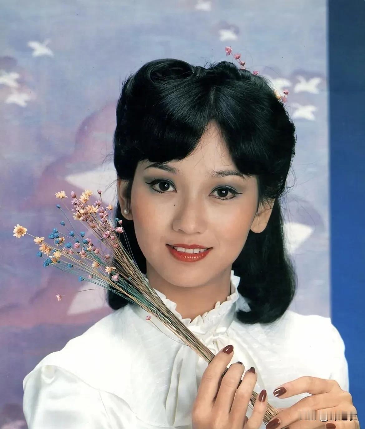 王导说赵雅芝演技够用就行，不需要特别好，没有说赵雅芝没有演技。而且赵雅芝的观