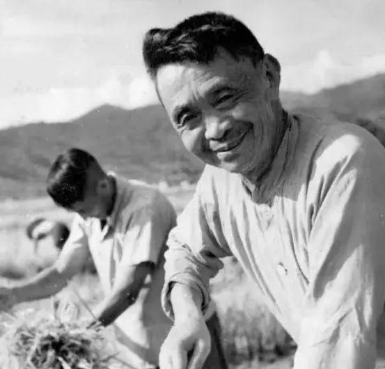 1957年，开国少将向中央申请：“我脑袋受过伤，不适合当官，想回家当农民！”中央