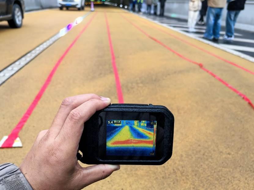 西南首条！高速路装上“地暖”了！啥子？！高速路也需要装“地暖”！地暖我们一