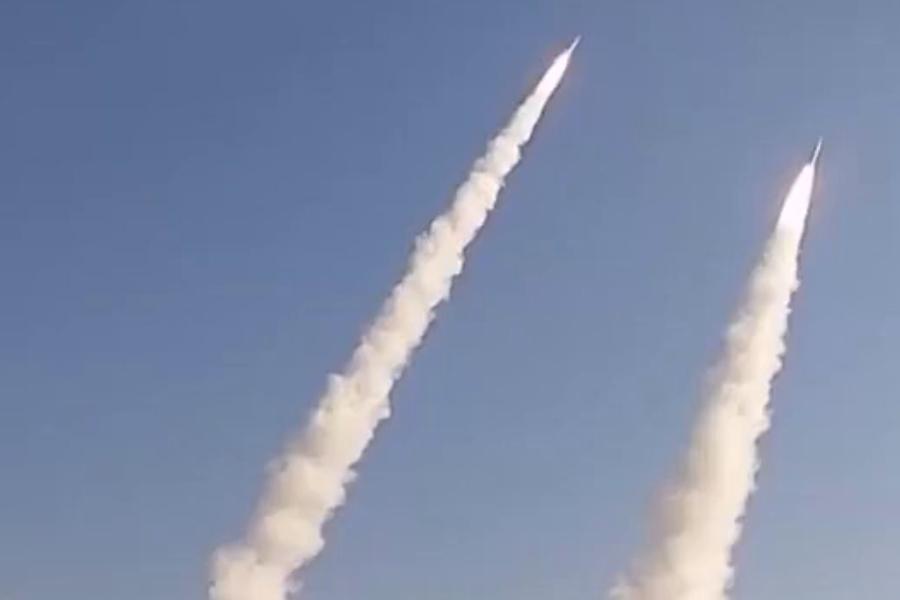 美国军工不败神话正在逐渐破灭，当“不可战胜”的标签被撕下，世界看到了什么？就