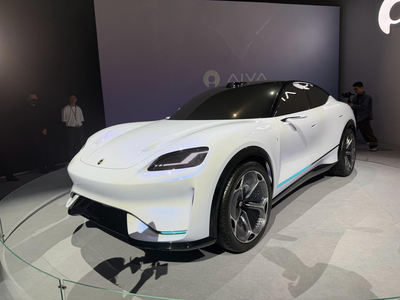 字节跳动和赛力斯合作的赛豆汽车首款概念车ME7发布，从外观来看，整体的设计并不夸