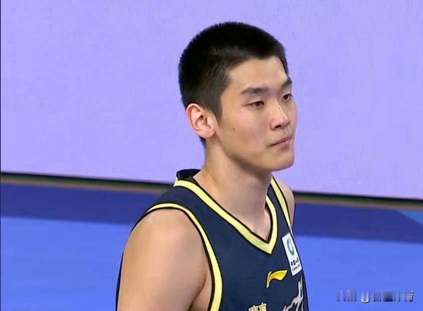 广东队天才年轻小将王洪泽，未来成长下限任俊飞，上限杜锋？超高的球商，出色的策