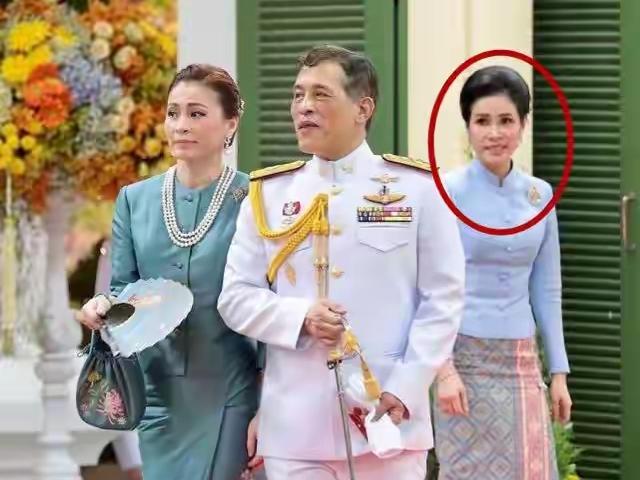 “穷途末路”的诗妮娜贵妃，还有机会重回巅峰吗？几乎没有可能，为何？三个原因！